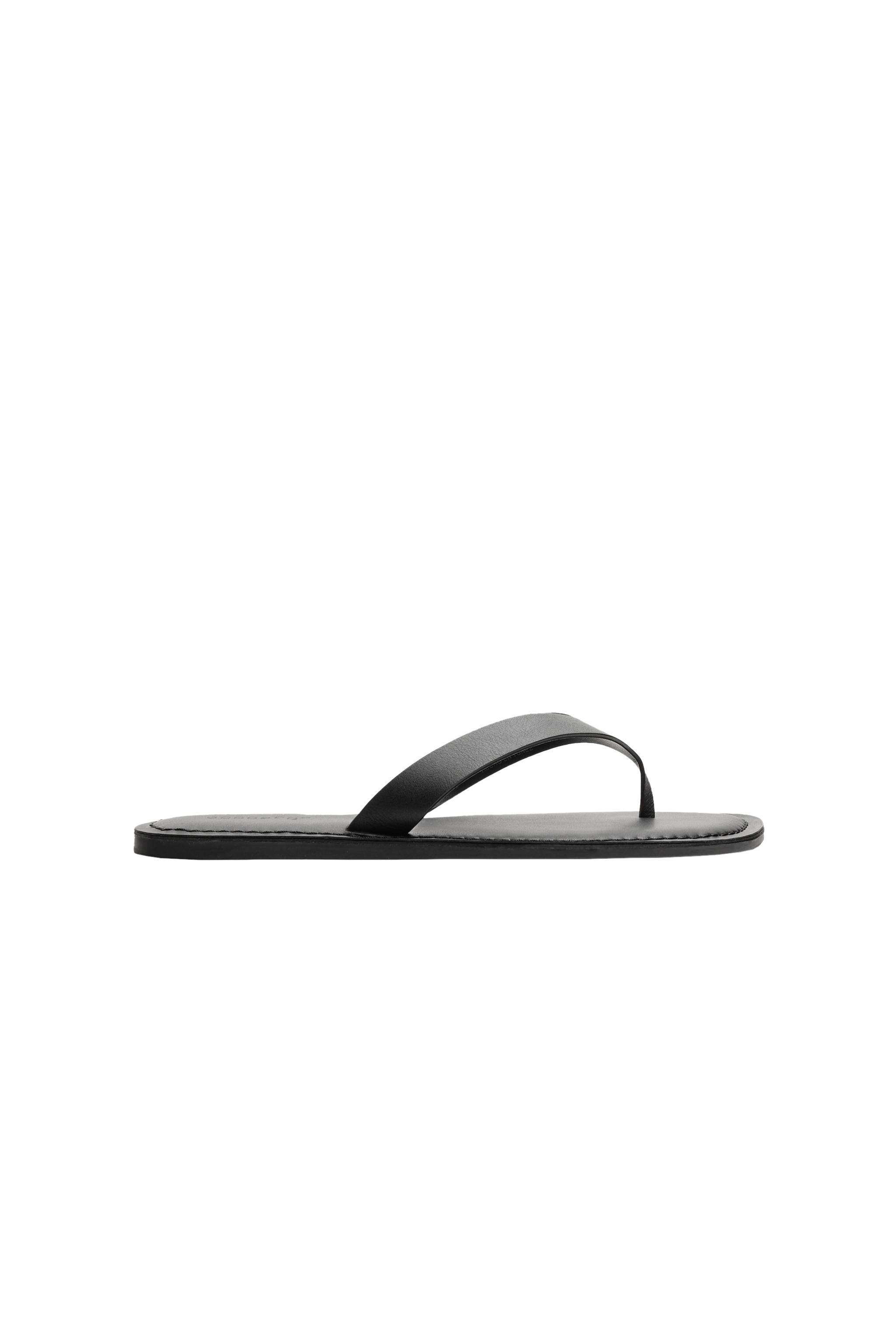 STRAPPY LEATHER SANDALS